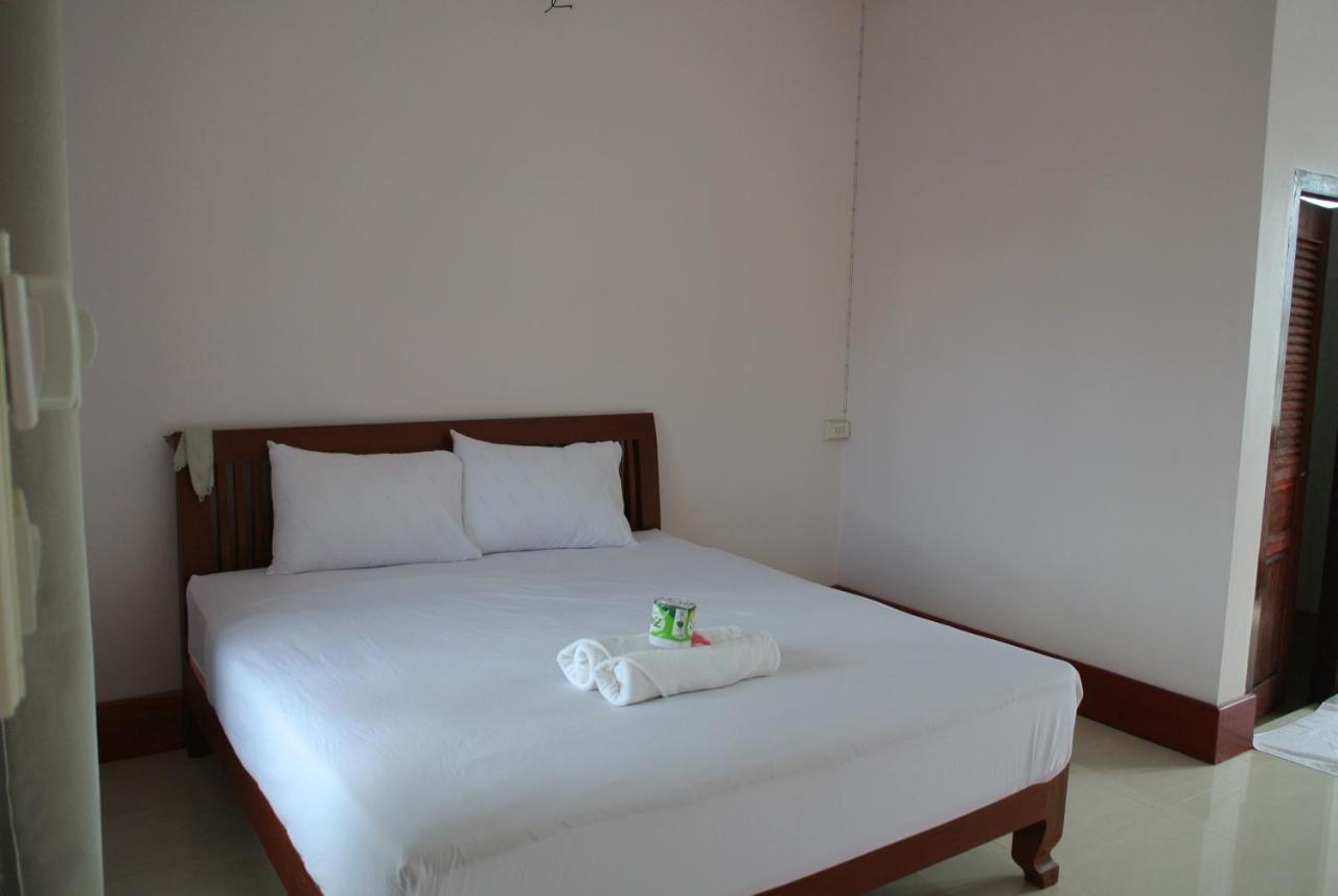 Mama Leurth Sunset Guesthouse Ban Dondét 部屋 写真