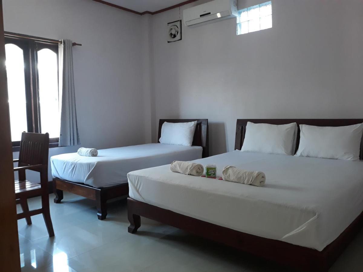 Mama Leurth Sunset Guesthouse Ban Dondét エクステリア 写真